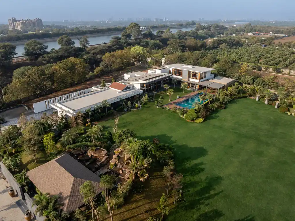 Nirmay Villa by The Grid Architects Reconnects Architecture with Nature in Ahmedabad