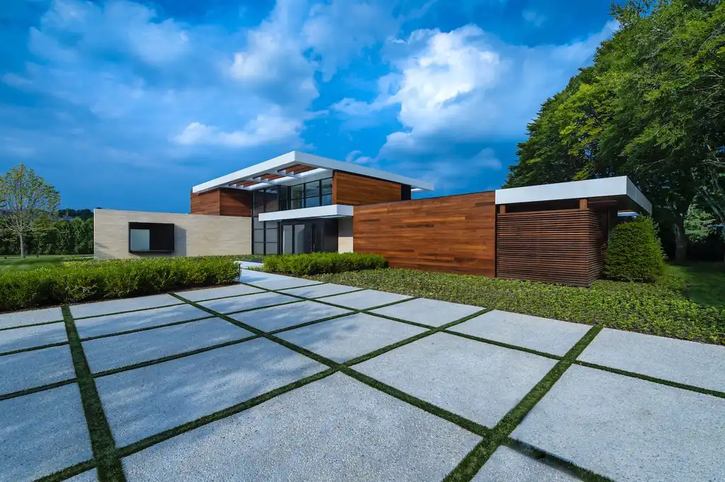 Old Westbury Residence by Mojo Stumer Associates A Modern Architectural Marvel in Long Island 1