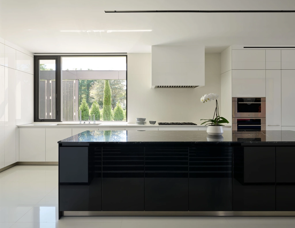 Quail Run House by Mojo Stumer Associates A Minimalist Marvel Where Nature Intertwines with Modern Geometry 11