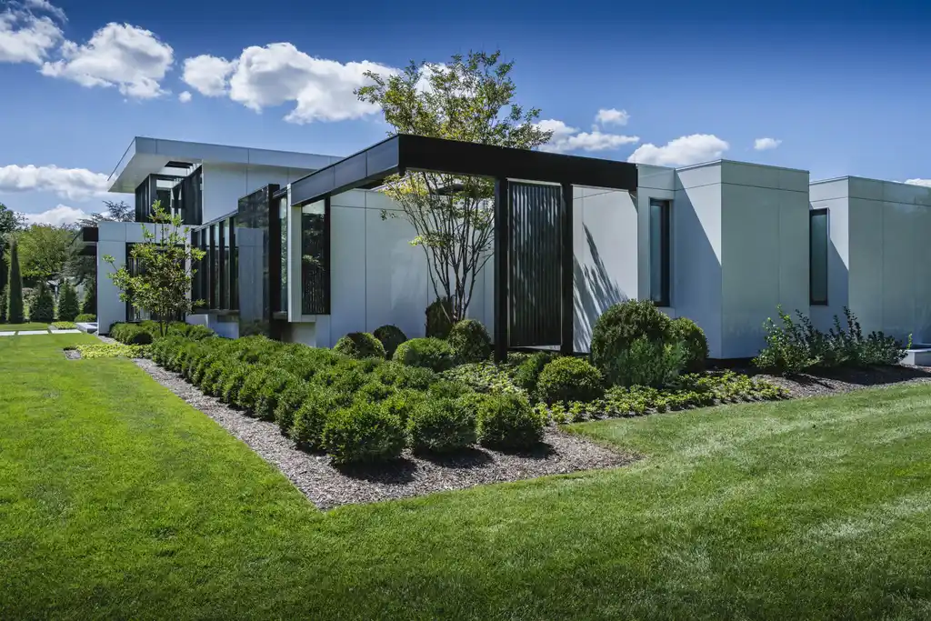 Quail Run House by Mojo Stumer Associates A Minimalist Marvel Where Nature Intertwines with Modern Geometry 4