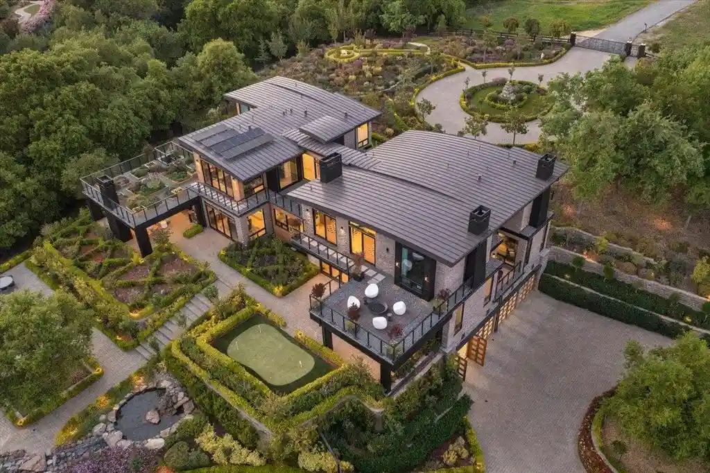 Ultra Modern Luxury Redefined 20078 Goetting Ct Lists for 19.5M in the Heart of Silicon Valley 1