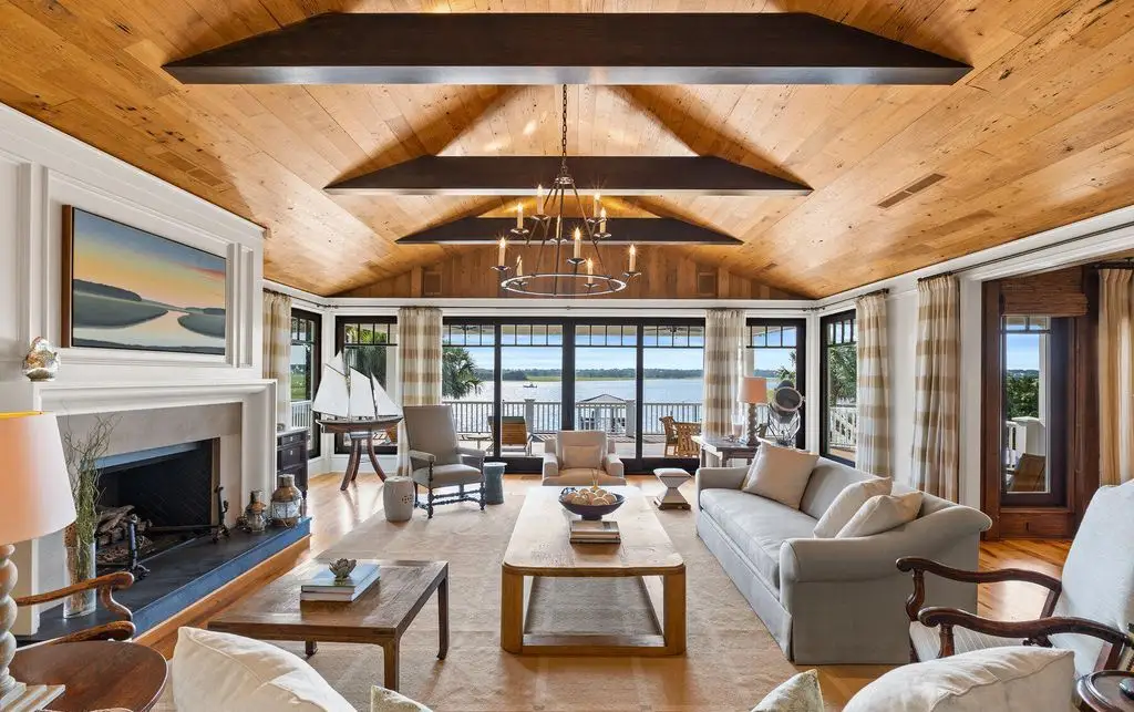 Unparalleled Coastal Luxury 2203 N Lumina Avenue Asks 16.1 Million in North Carolina Real Estate 5