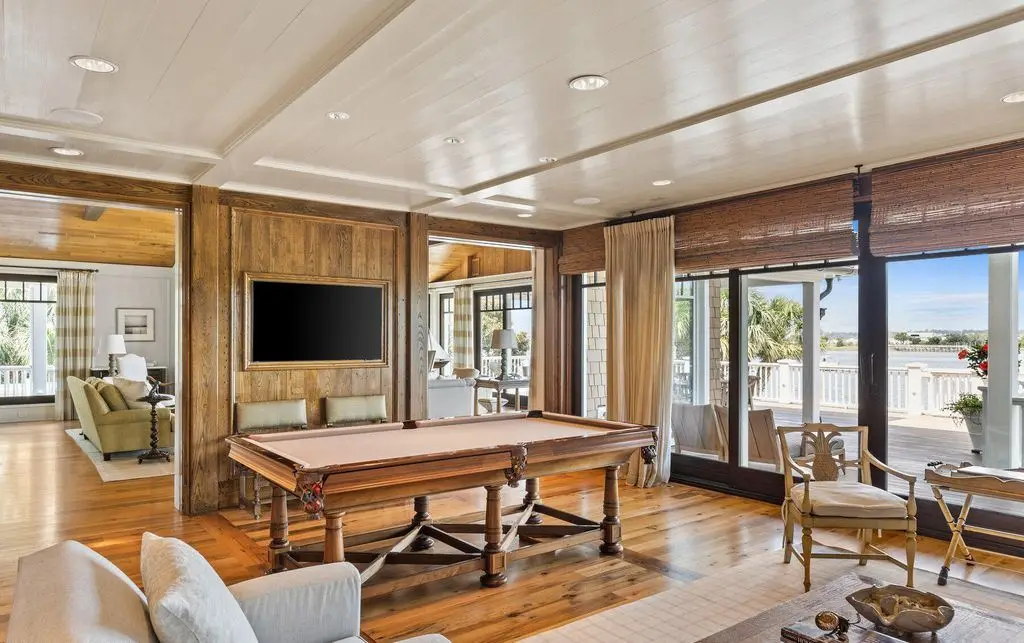Unparalleled Coastal Luxury 2203 N Lumina Avenue Asks 16.1 Million in North Carolina Real Estate 6