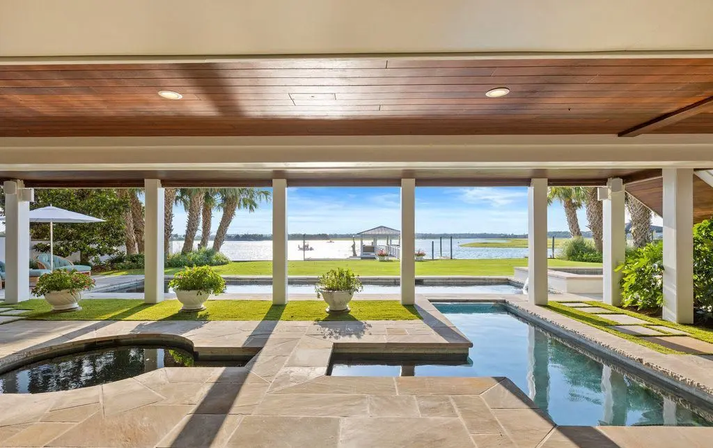 Unparalleled Coastal Luxury 2203 N Lumina Avenue Asks 16.1 Million in North Carolina Real Estate 9