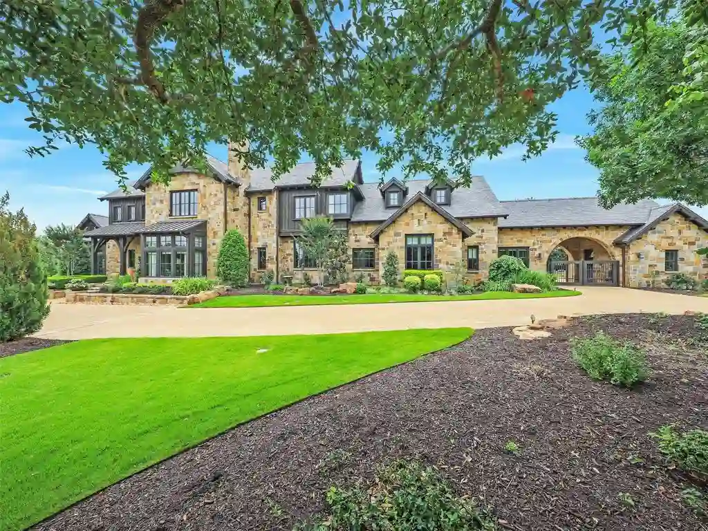 1117 Post Oak Pl A Stunning Colorado Inspired Estate in the Heart of Westlake Listed for 6.95 Million 3