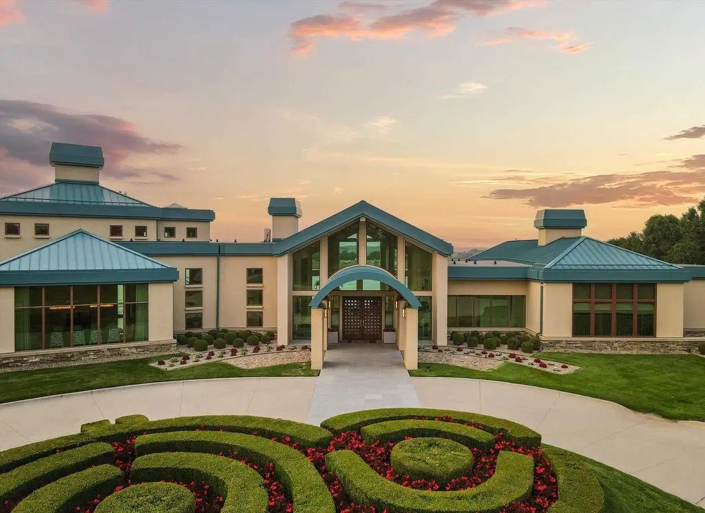 17506 Island Cir Showcases Stunning Architecture in Nebraska for 4 4