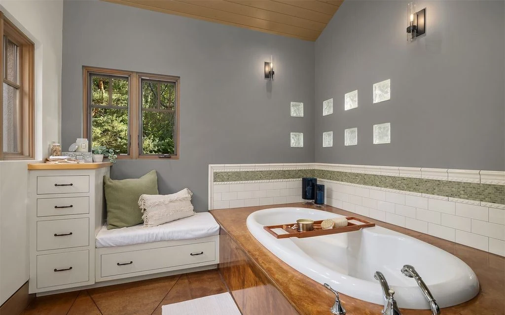 30404 44th Avenue NW A 4.94 Million Private Oasis in Washington with Lavish Equestrian Amenities 10