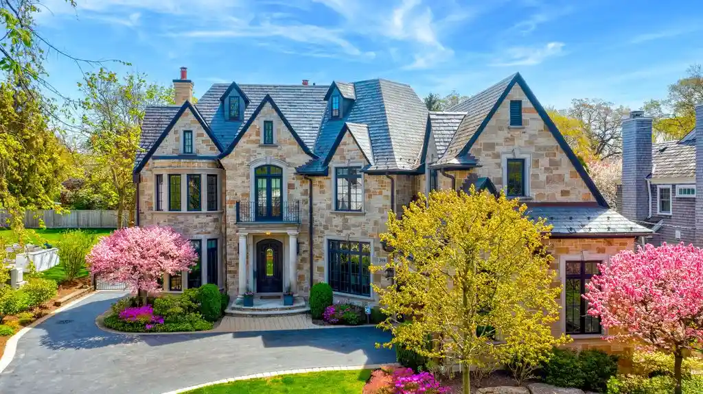 399 Grove St – A Stunning 2995000 Custom Home by Highgate Builders in Illinois 1