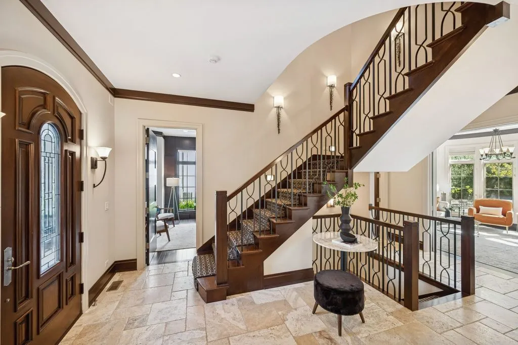 399 Grove St – A Stunning 2995000 Custom Home by Highgate Builders in Illinois 4