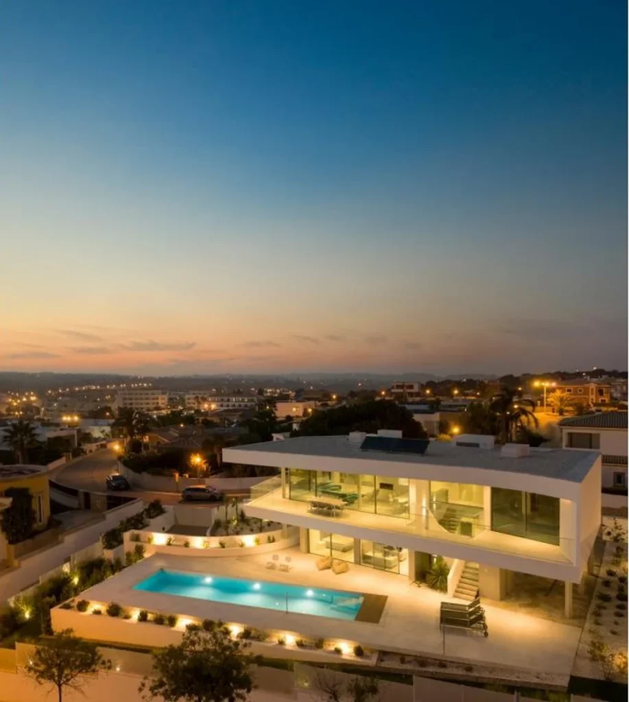 Casa 3P by Mario Martins Atelier Melds Geometry Light and Landscape on the Algarve Coast 11