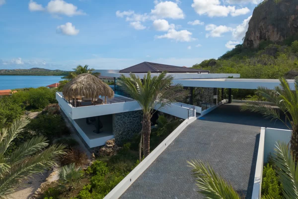 High-End Residence by IHC Architects Brings Dutch Design to Caribbean Luxury