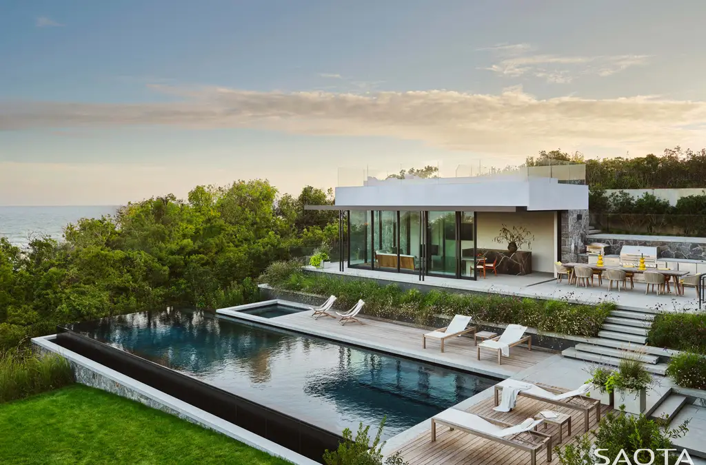 Montauk House by SAOTA, A Grounded Coastal Retreat in New York