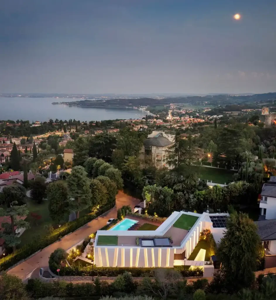 Villa Emerald by Gruppo Building & Boffa Petrone, A Sculptural Jewel on Lake Garda, Italy 12 Villa Emerald by Gruppo Building Boffa Petrone A Sculptural Jewel on Lake Garda Italy 8