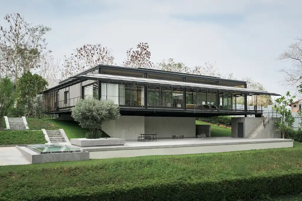 BAAN OO House by Junsekino Architect and Design A Floating Retreat Rooted in Thai Landscape 7