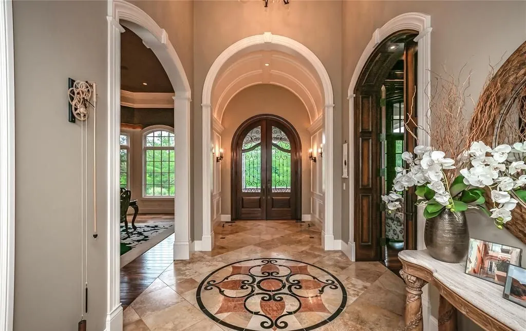 4 Slate River Way A Stunning Missouri Estate Blending European Sophistication with Midwestern Warmth — Listed at 6.25 Million 4