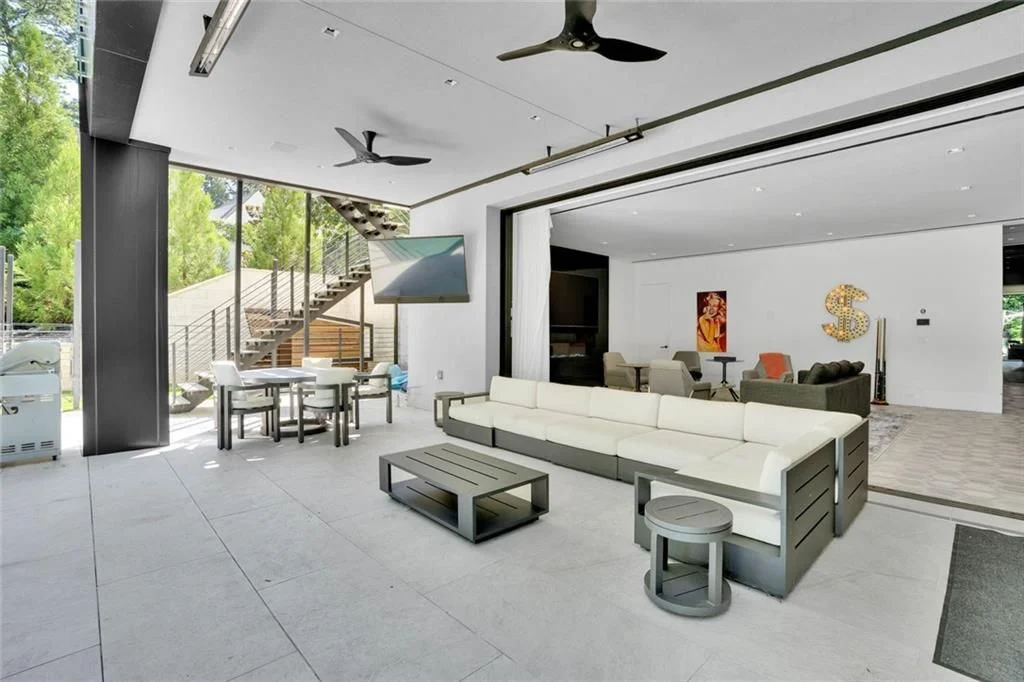 415 River Valley Rd A Stunning Contemporary Estate Offering Exclusive Luxury and Privacy — Listed at 5.25 Million 22