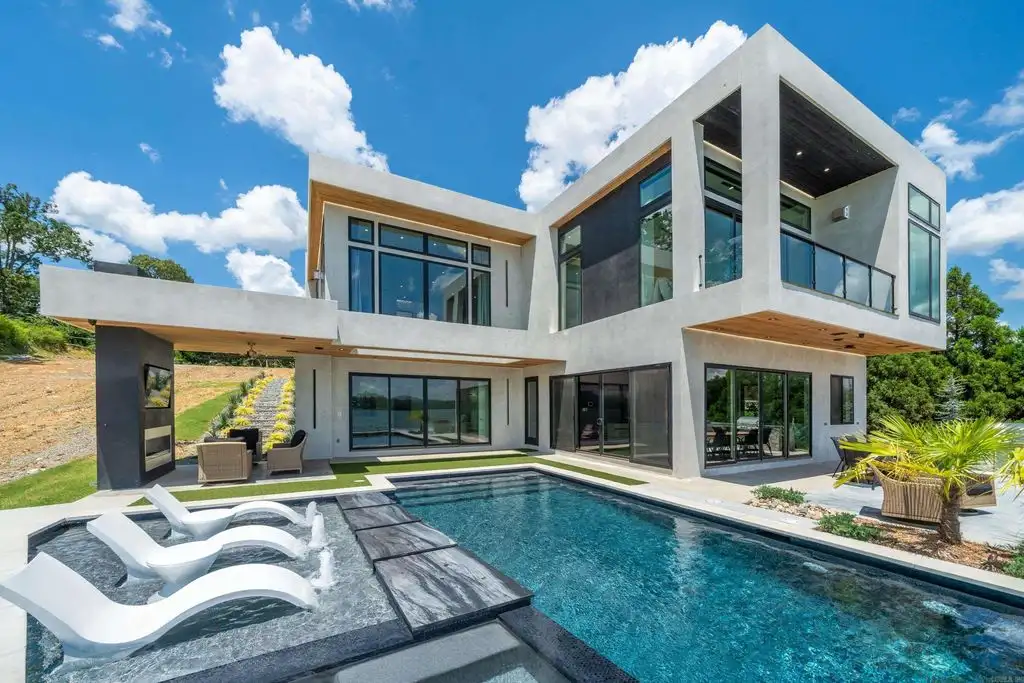 A $3.496M Architectural Gem on Lake Hamilton Redefines Contemporary Lakefront Luxury 22 480 Lake Hamilton Dr An Unparalleled New Construction Modern Lake Home Listed at 3496000 18