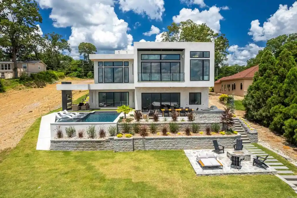 A $3.496M Architectural Gem on Lake Hamilton Redefines Contemporary Lakefront Luxury 6 480 Lake Hamilton Dr An Unparalleled New Construction Modern Lake Home Listed at 3496000 2