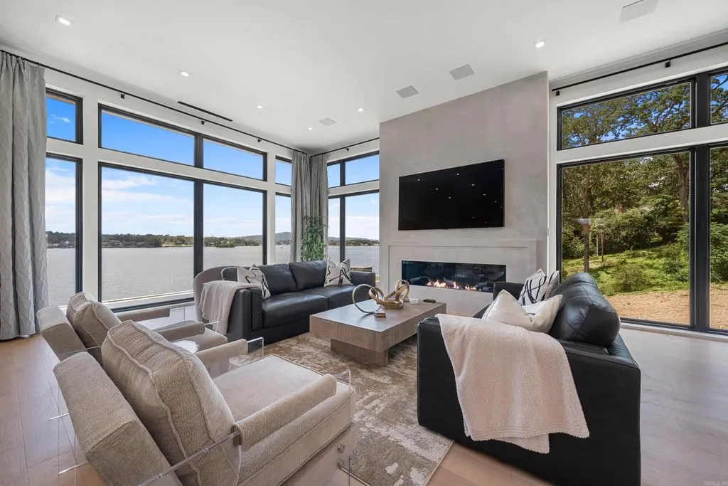 A $3.496M Architectural Gem on Lake Hamilton Redefines Contemporary Lakefront Luxury 8 480 Lake Hamilton Dr An Unparalleled New Construction Modern Lake Home Listed at 3496000 6