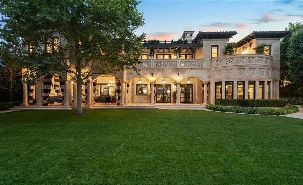804 N Elm Dr Exquisite Italian Villa by John Finton Lists for 39.995M in Beverly Hills Flats 16