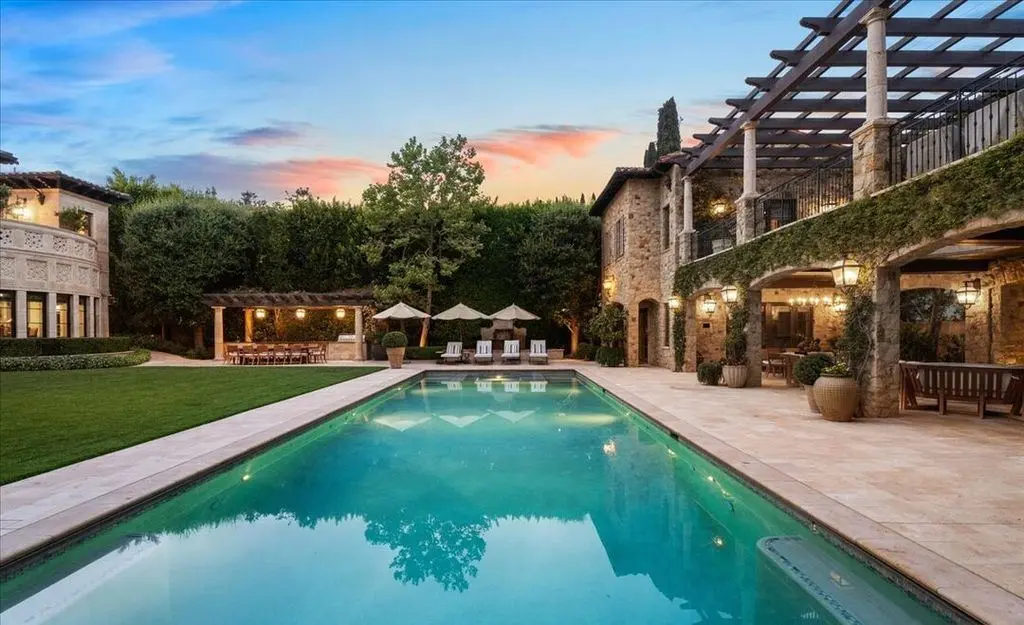 804 N Elm Dr Exquisite Italian Villa by John Finton Lists for 39.995M in Beverly Hills Flats 17