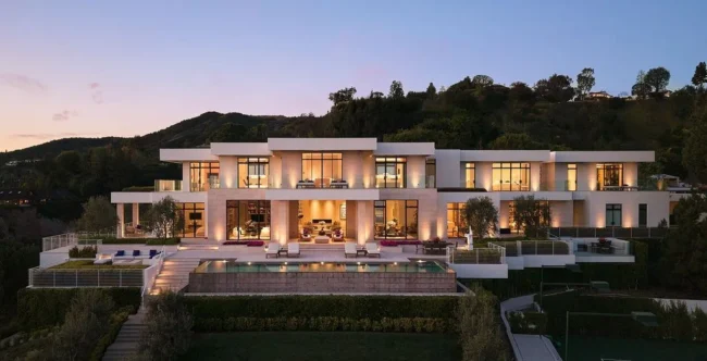 A Masterfully Crafted Beverly Hills Estate with Unrivaled Ocean-to-City Views hits the Market for $67.5 Million