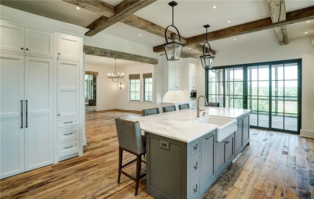 A Magnificent James River Residence at 265 Pembroke Ct Built by Dunkum Inc. and Listed at 6.95 Million 9