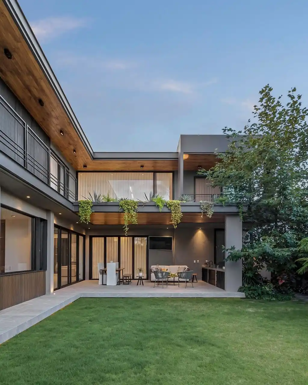 Casa Miura by Taller Mexicano de Arquitectura, A Monumental Mexican Home Sculpted from Light, Concrete, and Nature