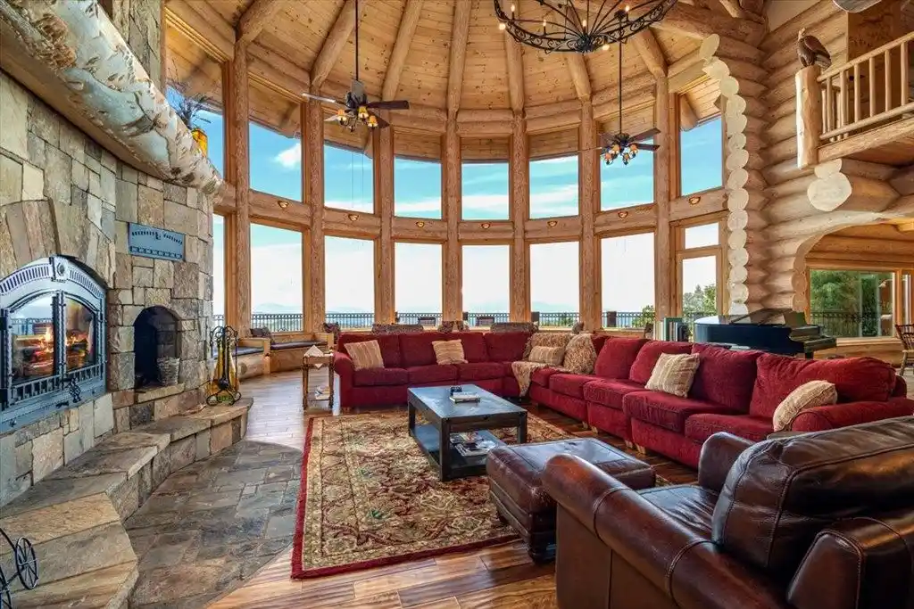 Luxury British Columbian Cedar Log Retreat in Georgia Hits the Market at $5.67 Million 15 373 Rising Star Ln Stunning British Columbian Cedar Log Estate in Georgia Listed for 5.67 Million 14