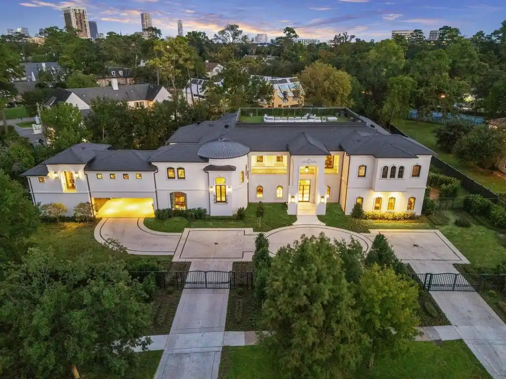 11095 Memorial Dr Extraordinary Texas Estate Showcasing Timeless Architecture Lists for 8.8 Million 2