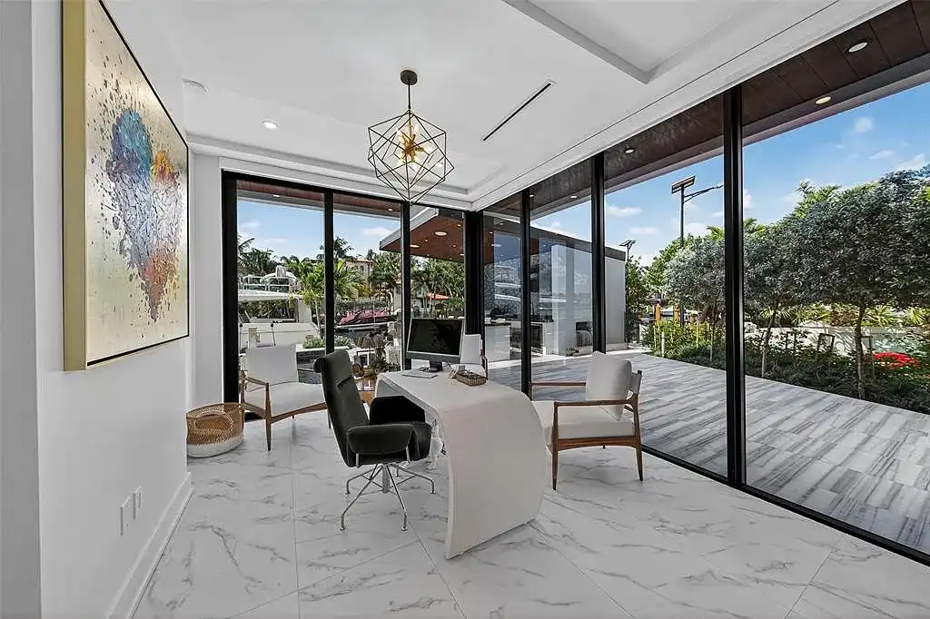 Luxury Homes For Rent With Private Yacht Docks Reference: 1845 Se 7Th Street 40M Stunning Waterfront Masterpiece With Sky