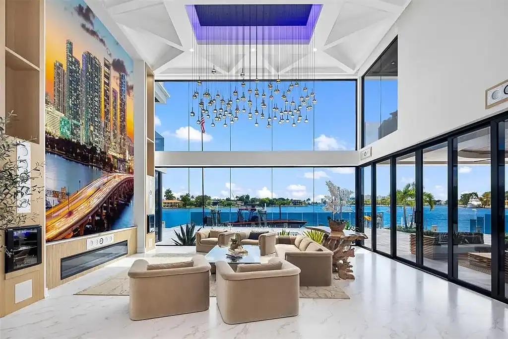 Photo inspiration: Gallery Detail: 1845 Se 7Th Street 40M Stunning Waterfront Masterpiece With Sky