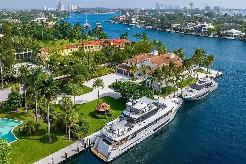27.5 Million Waterfront Masterpiece Showcasing Modern Luxury in Fort Lauderdale 5 529 Bontona Ave Fort Lauderdale luxury waterfront estate with 6 bedrooms, 10 bathrooms, pool, marina dock, and custom interiors for sale.