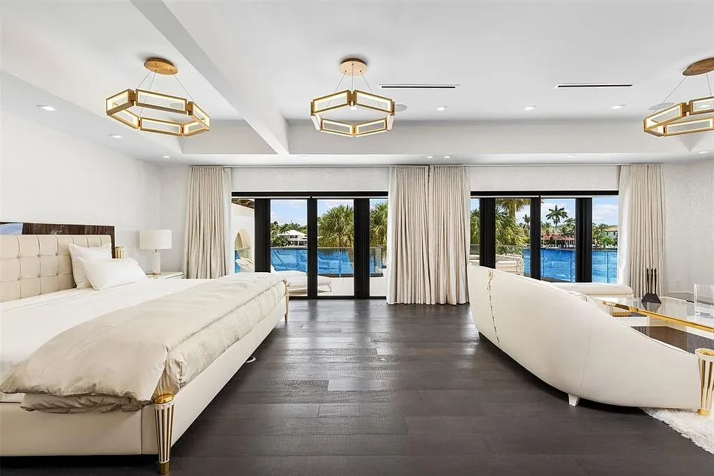 27.5 Million Waterfront Masterpiece Showcasing Modern Luxury in Fort Lauderdale 11 529 Bontona Ave Fort Lauderdale luxury waterfront estate with 6 bedrooms, 10 bathrooms, pool, marina dock, and custom interiors for sale.