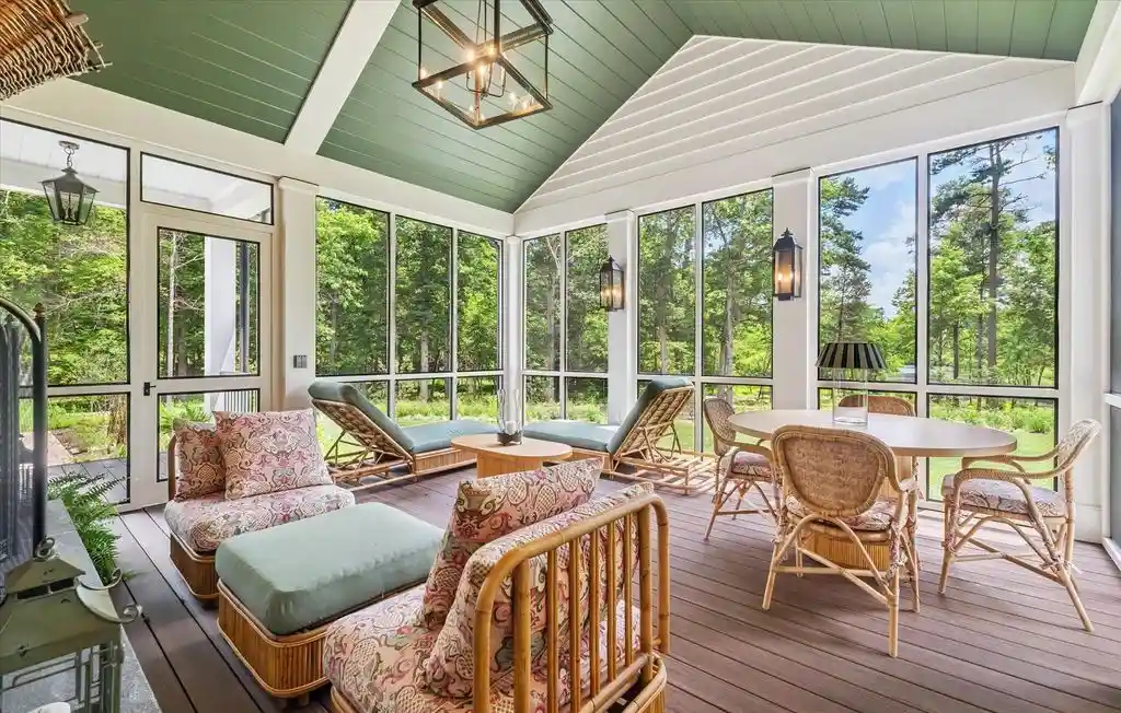 Exclusive 6.5M Residence at 2863 Palmer Dr Combines Southern Architecture with Contemporary Living 24