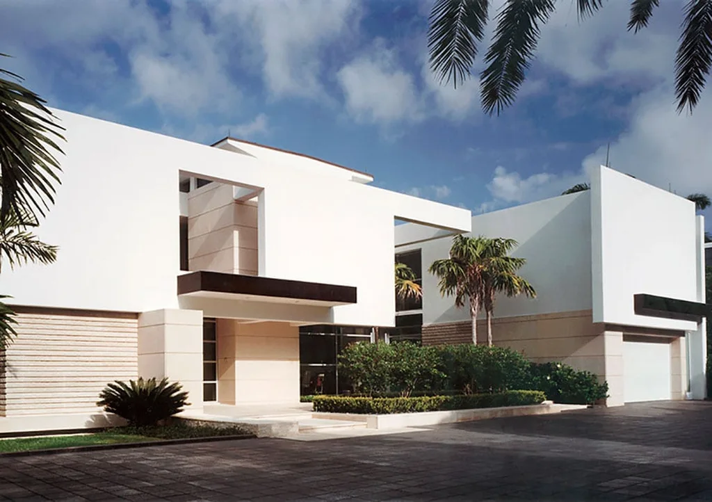 Florida Residence by Mojo Stumer Associates, Modern Waterfront Masterpiece with Panoramic Ocean Views