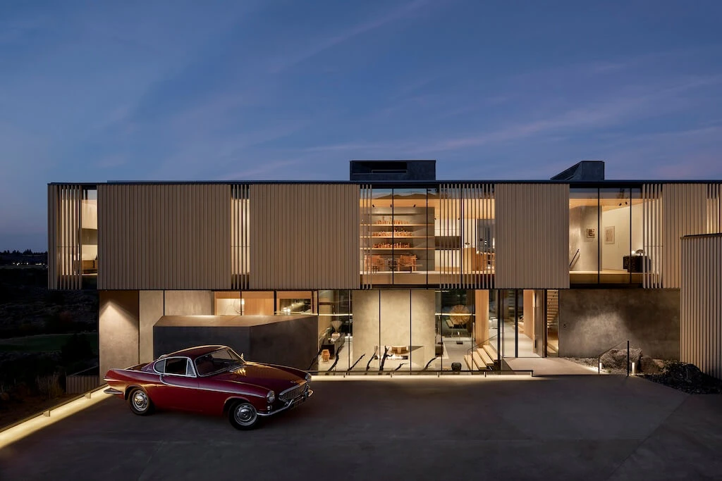 Tetherow Overlook in Central Oregon by Hacker Architects Where Art Meets Desert Landscape 4