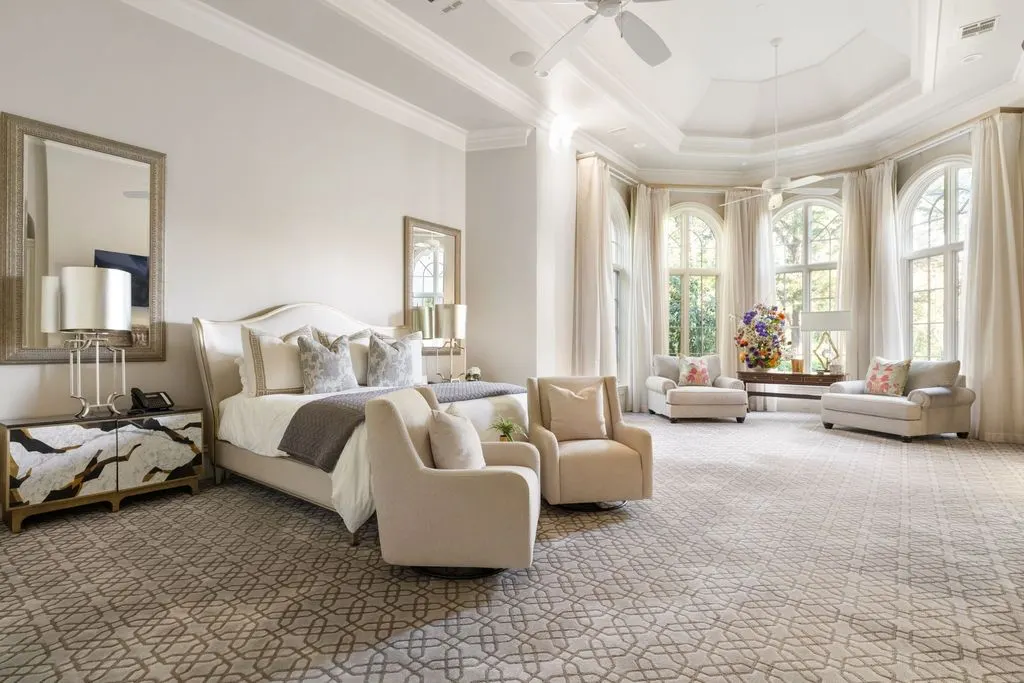 10617 Bridge Hollow Ct An Exquisite Blend of Architecture Integrity and Tranquility for 12.9 Million 12