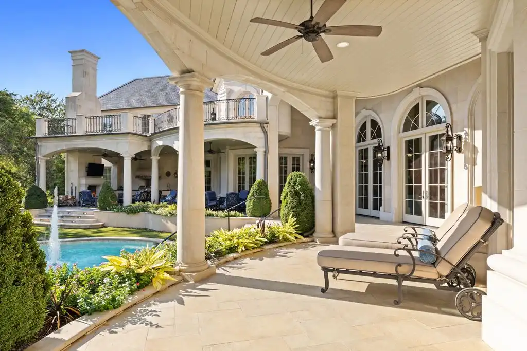 10617 Bridge Hollow Ct An Exquisite Blend of Architecture Integrity and Tranquility for 12.9 Million 16