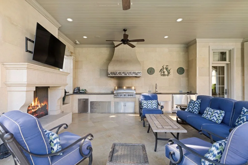 10617 Bridge Hollow Ct An Exquisite Blend of Architecture Integrity and Tranquility for 12.9 Million 17