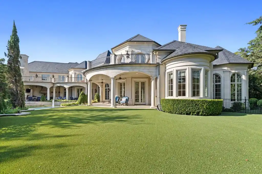10617 Bridge Hollow Ct An Exquisite Blend of Architecture Integrity and Tranquility for 12.9 Million 20