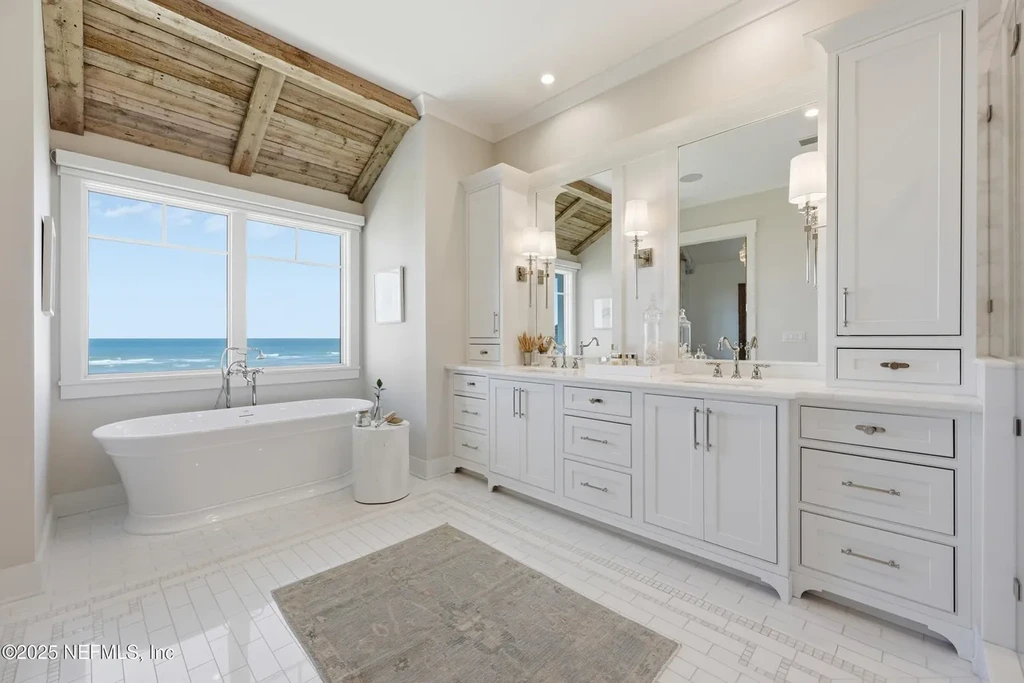 Oceanfront luxury home at 1127 Ponte Vedra Boulevard in Ponte Vedra Beach with modern coastal architecture and panoramic Atlantic views