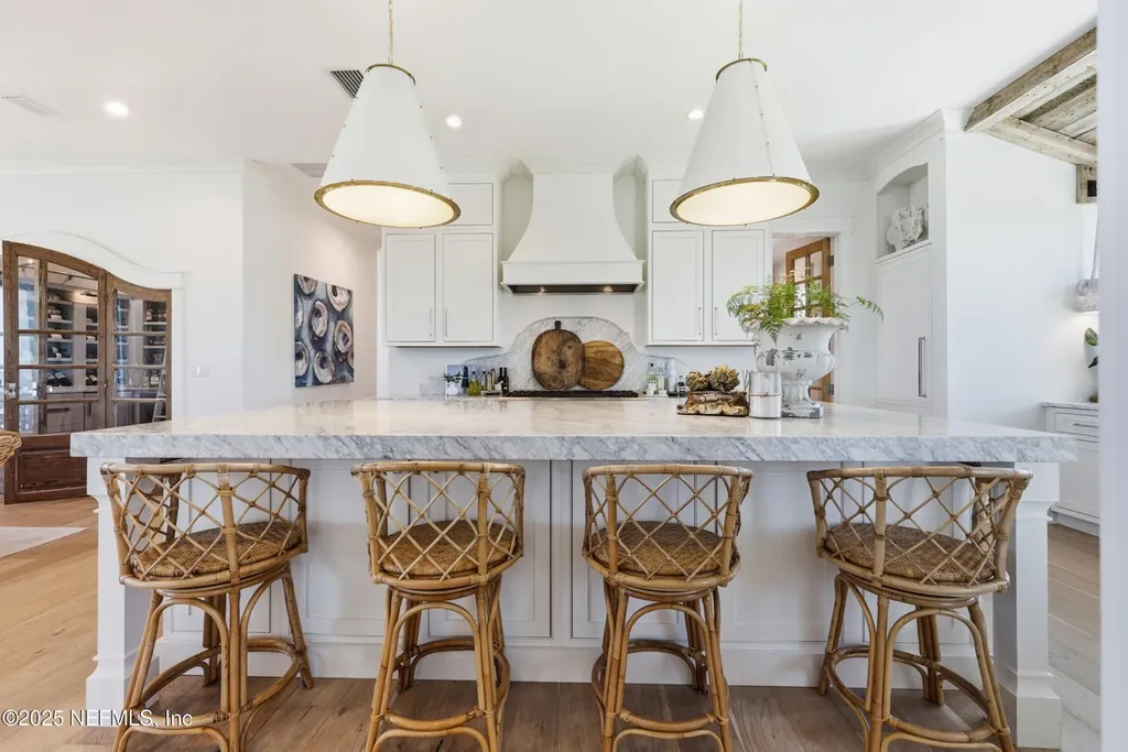 Oceanfront luxury home at 1127 Ponte Vedra Boulevard in Ponte Vedra Beach with modern coastal architecture and panoramic Atlantic views