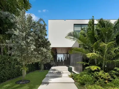 A $12.9 Million Ultra-Luxury Waterfront Masterpiece Redefining Miami Beach Living 1 1165 N Biscayne Point Rd Listed for 12.9 Million Waterfront Masterpiece Redefining Miami Beach Luxury 1