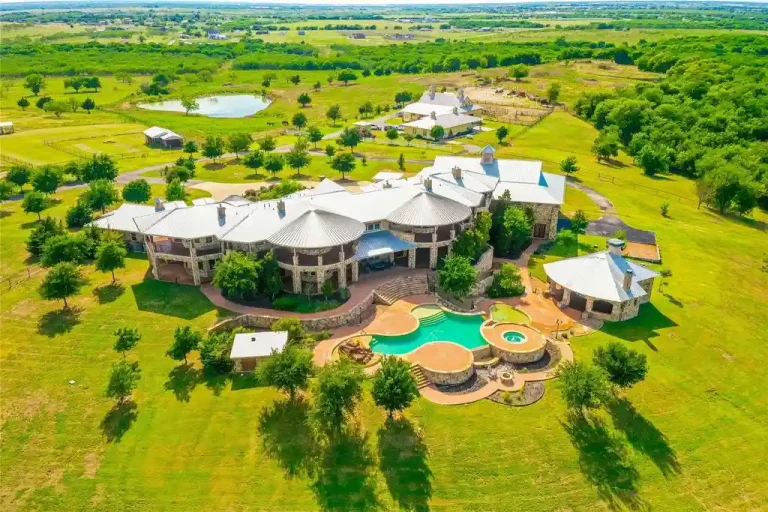 Unveil the Splendor of a Remarkable Texas Residence Offering Panoramic Beauty for $12 Million