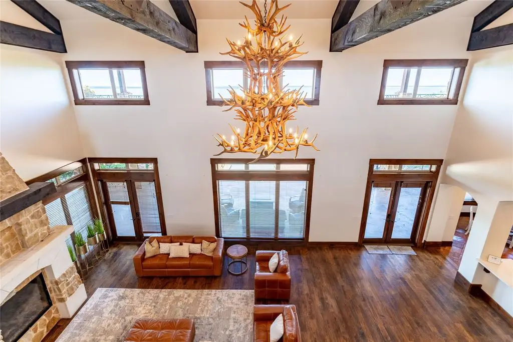 1180 McReynolds Rd Showcases Unrivaled Luxury and Breathtaking Texas Views for 12 Million 11