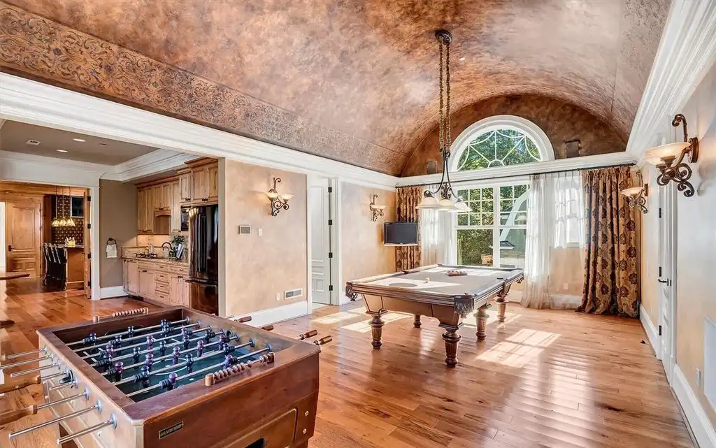 13132 206th Avenue NE Showcases a Stunning 5 Acre Estate Where Sophistication Meets Comfort for 7.5 Million 17