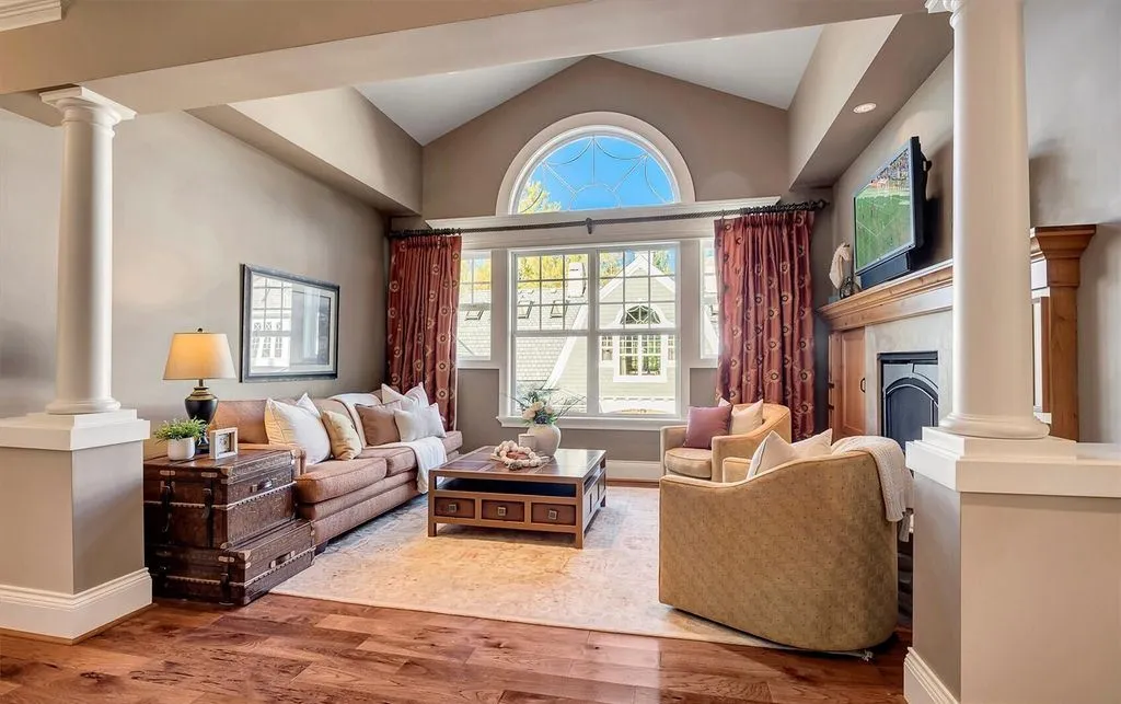 13132 206th Avenue NE Showcases a Stunning 5 Acre Estate Where Sophistication Meets Comfort for 7.5 Million 22