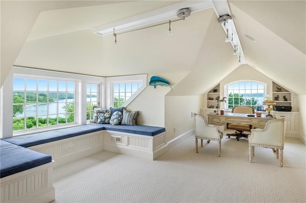 272 Carnegie Harbor Dr Showcases an Extraordinary Rhode Island Waterfront Estate for 6595000 16