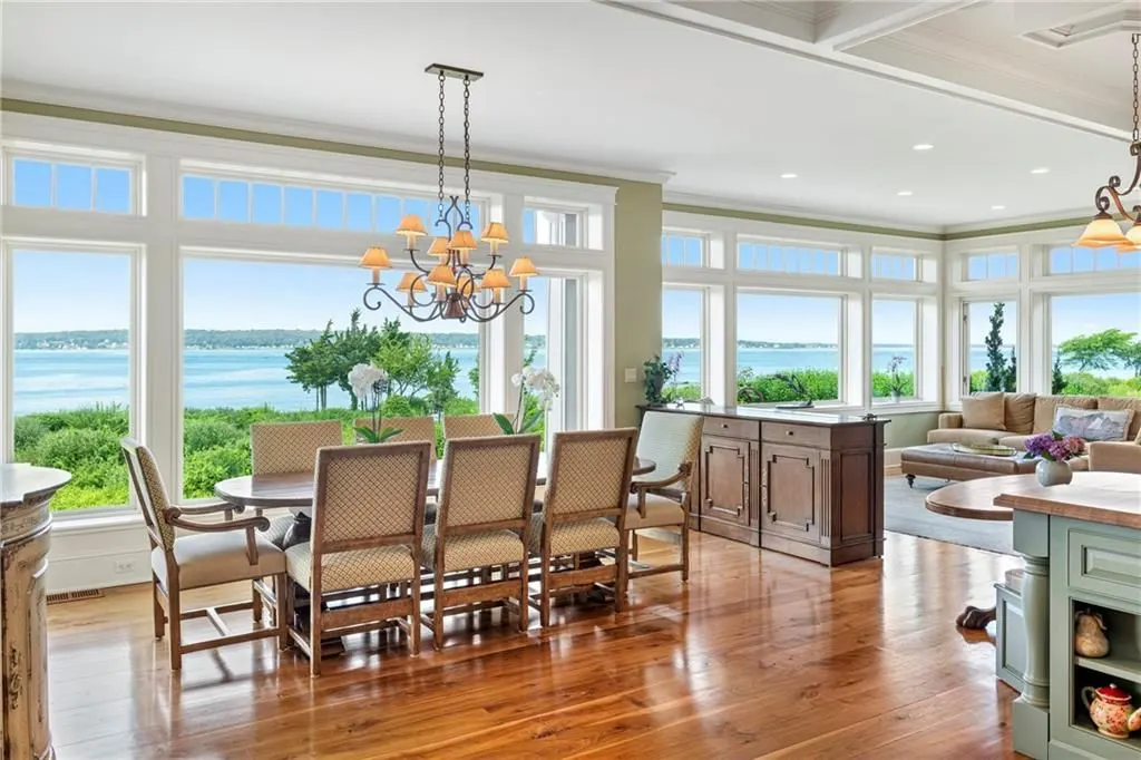 272 Carnegie Harbor Dr Showcases an Extraordinary Rhode Island Waterfront Estate for 6595000 5